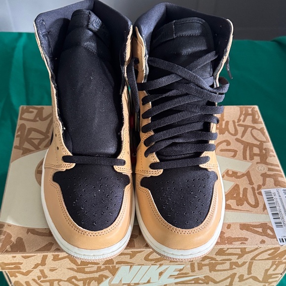 Nike Black and Tan Men's Shoes
